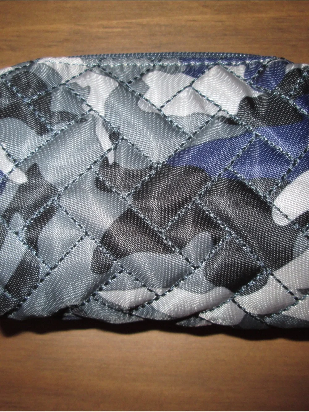 lug Quilted Blue & Gray Pill case